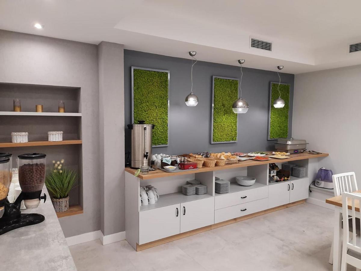 Fotex Acomodação com café da manhã Ząbki Exterior foto